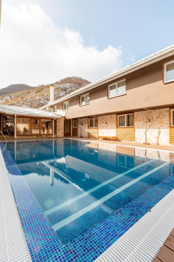 Hotel Sport, Resort מוורובו מראה חיצוני תמונה